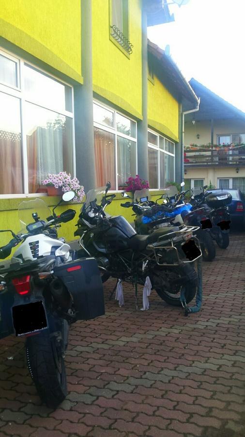 Mîndruloc Motel Ioanis المظهر الخارجي الصورة
